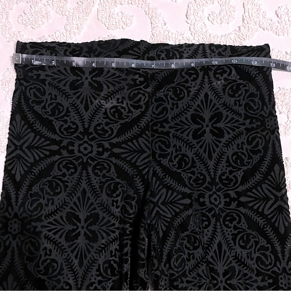 Blackmilk Gothic Velvet Patterned Leggings medium - Picture 3 of 10